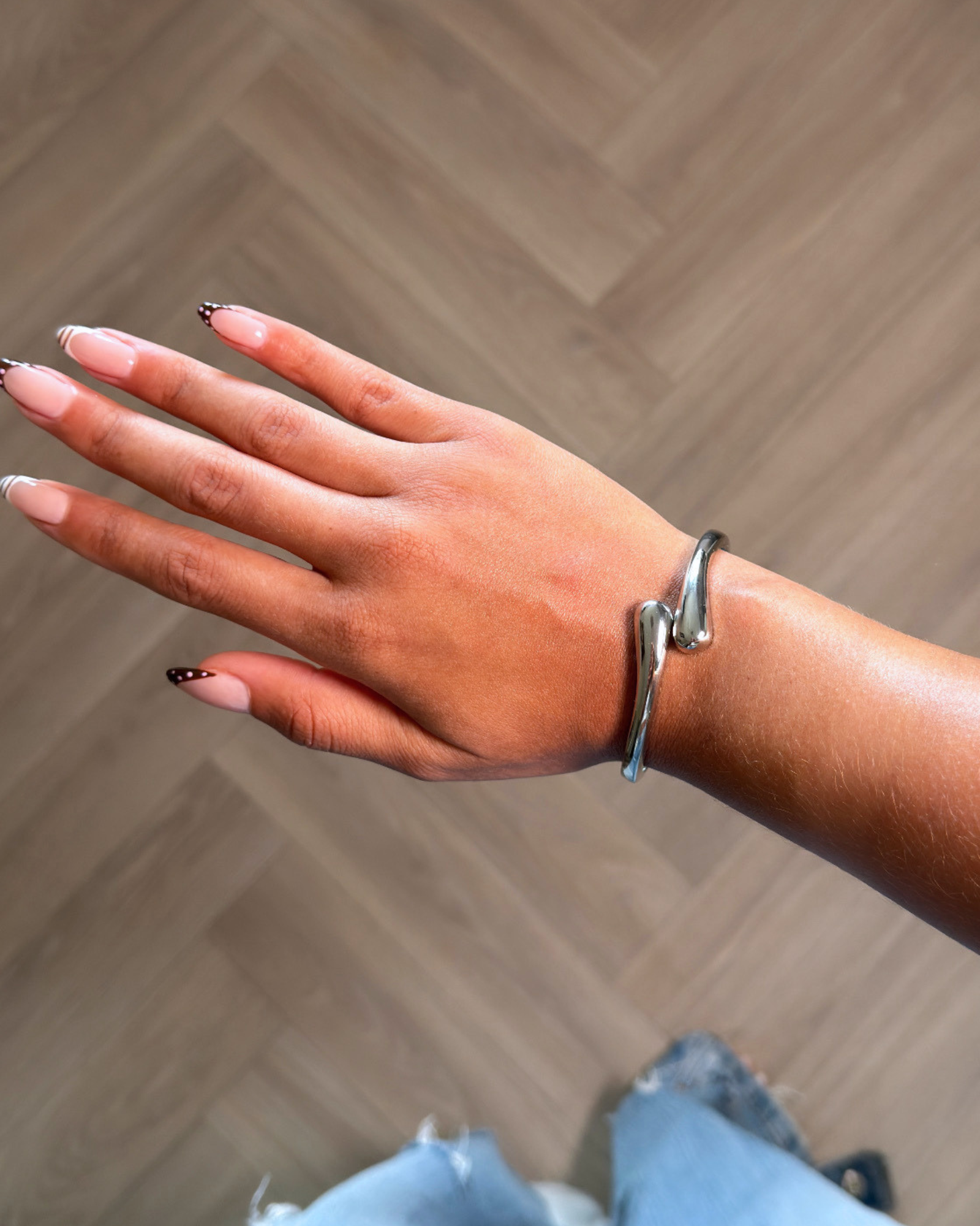 MUSE BANGLE
